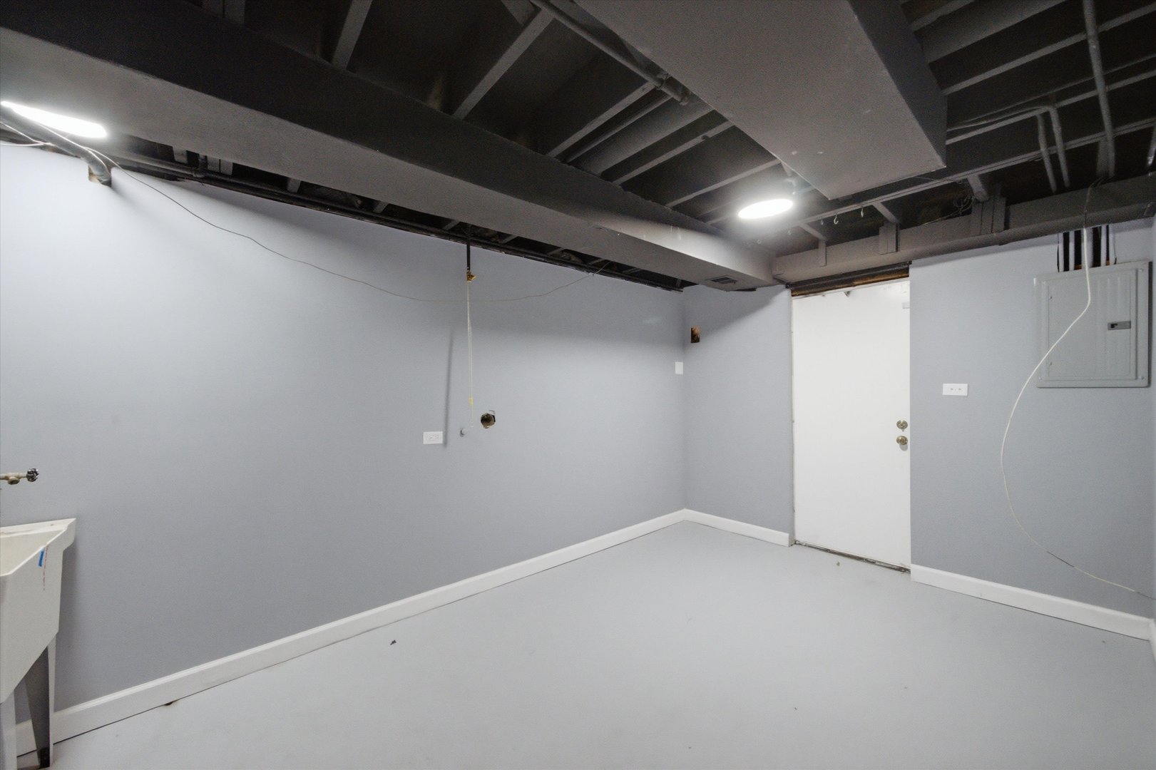 14737 Blackstone Avenue Property Photo 19