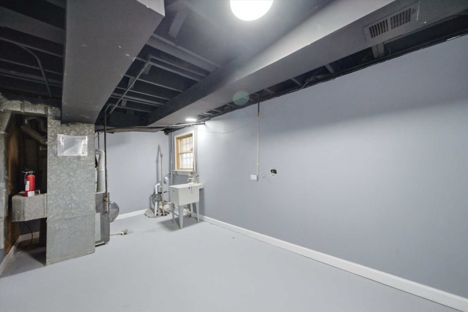 14737 Blackstone Avenue Property Photo 20
