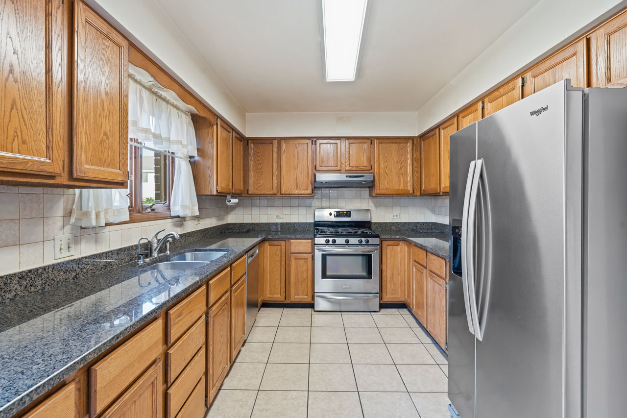 736 Concord Lane Property Photo 10
