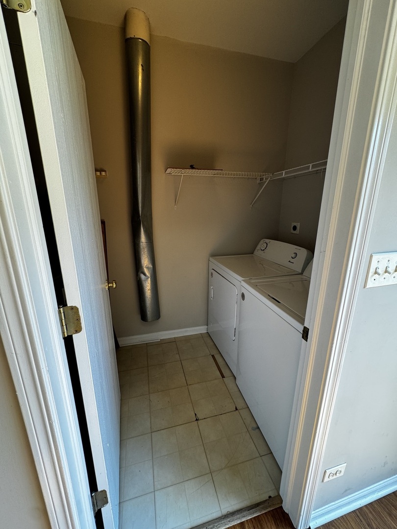 2322 Twilight Drive Property Photo 6