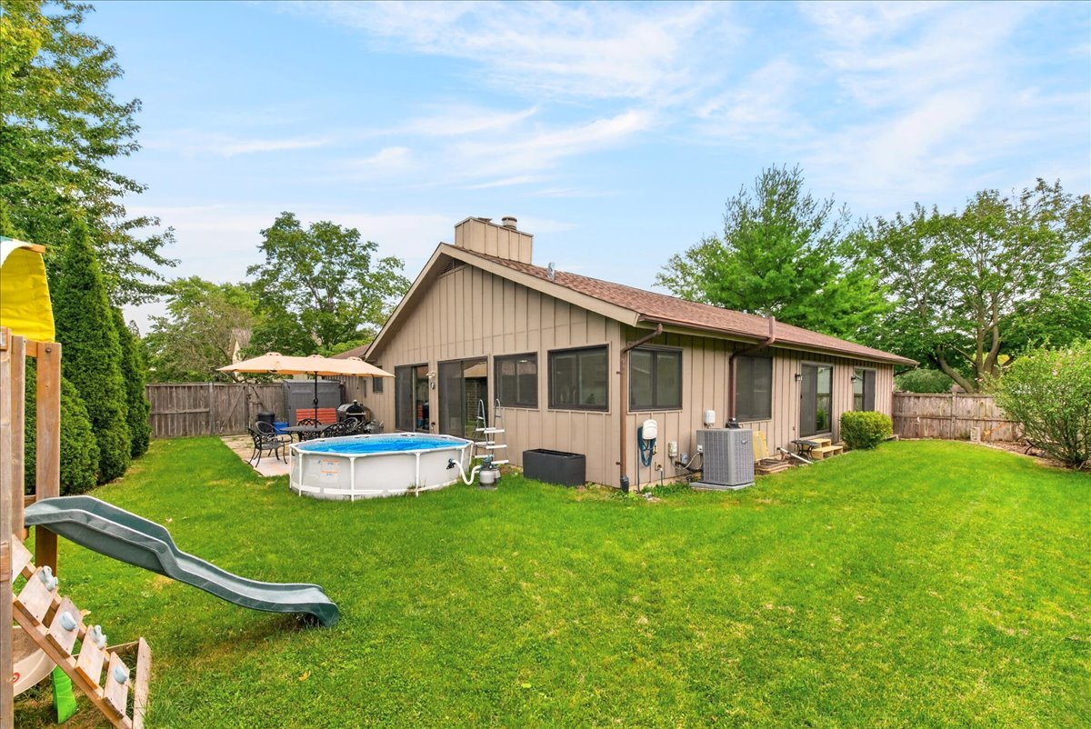560 Lakeview Court Property Photo 34