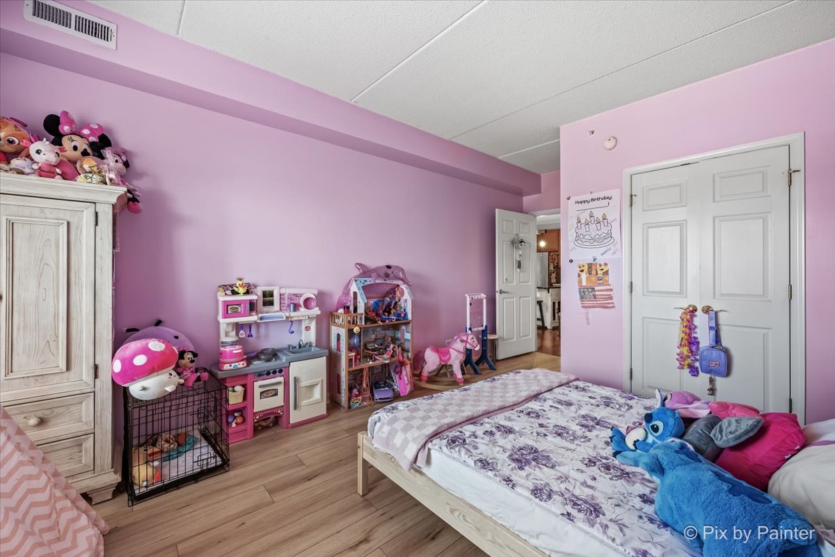 125 Lakeview Drive 403 Property Photo 17