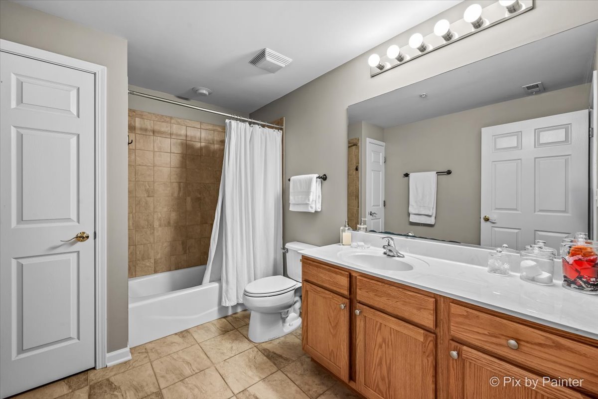 125 Lakeview Drive 403 Property Photo 19