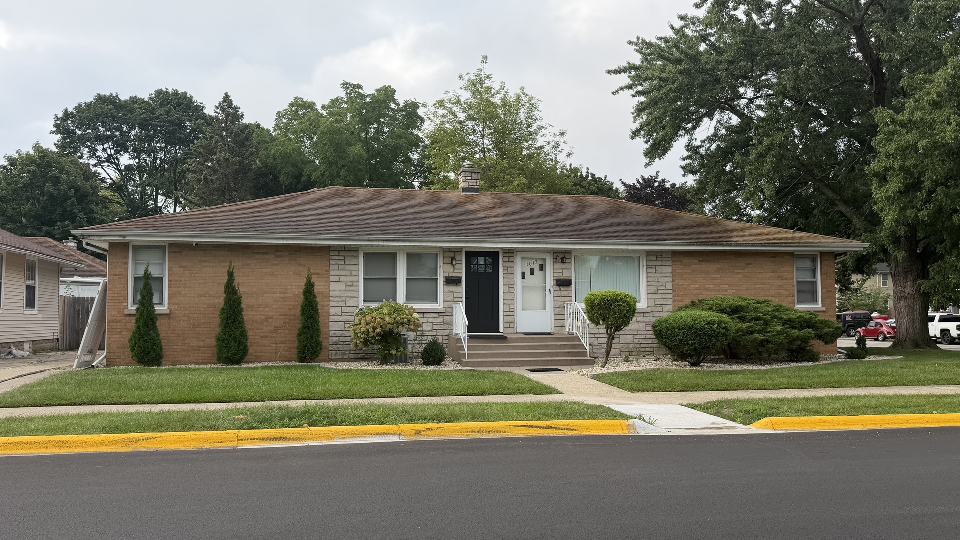 1015 18th Street Property Photo 1