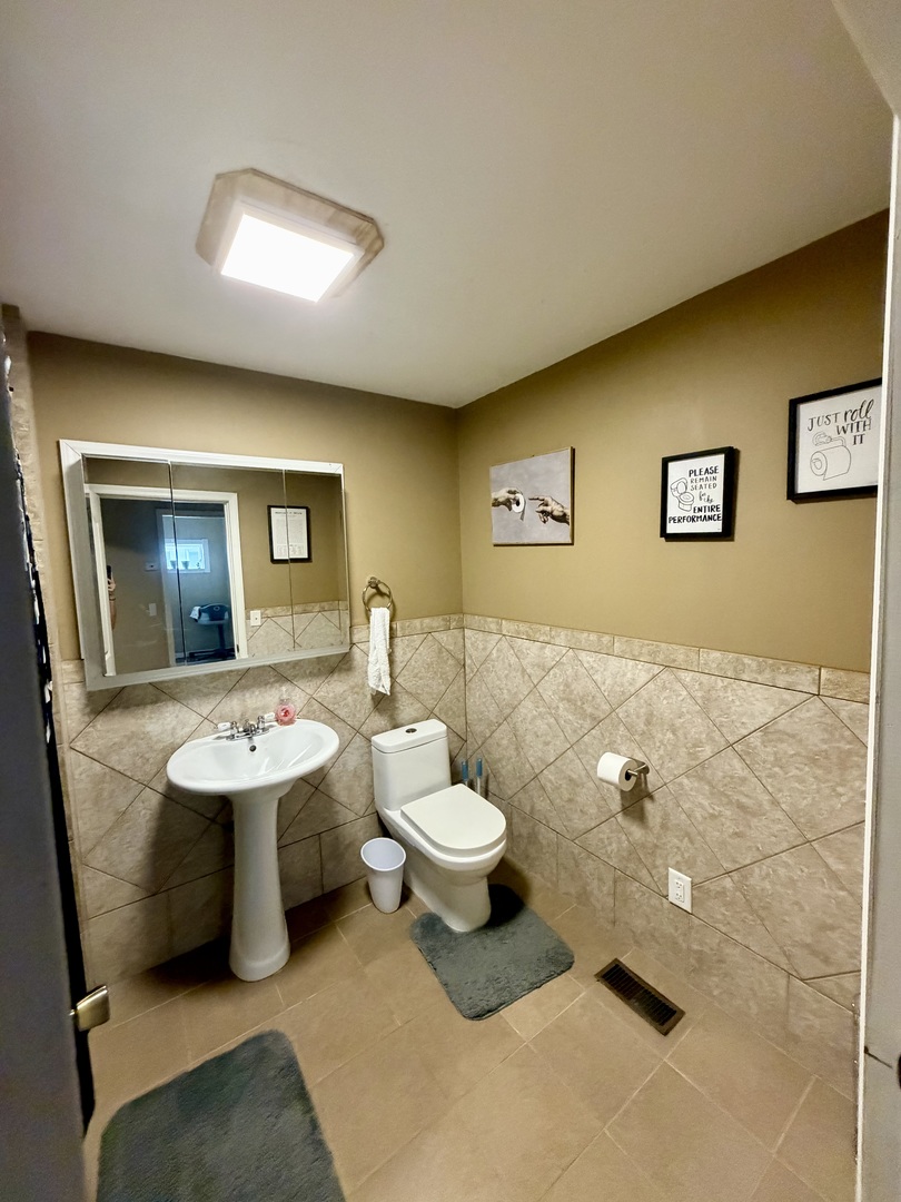 205 W 6th Street Property Photo 12