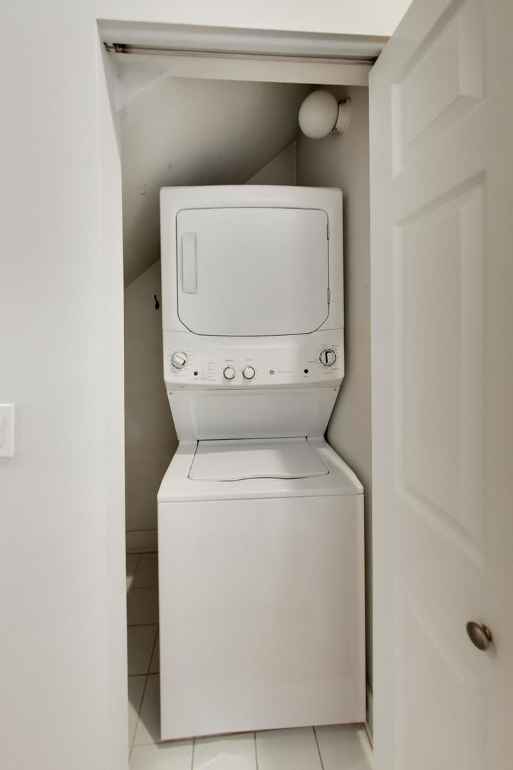 1133 N Mozart Street 2 Property Photo 13