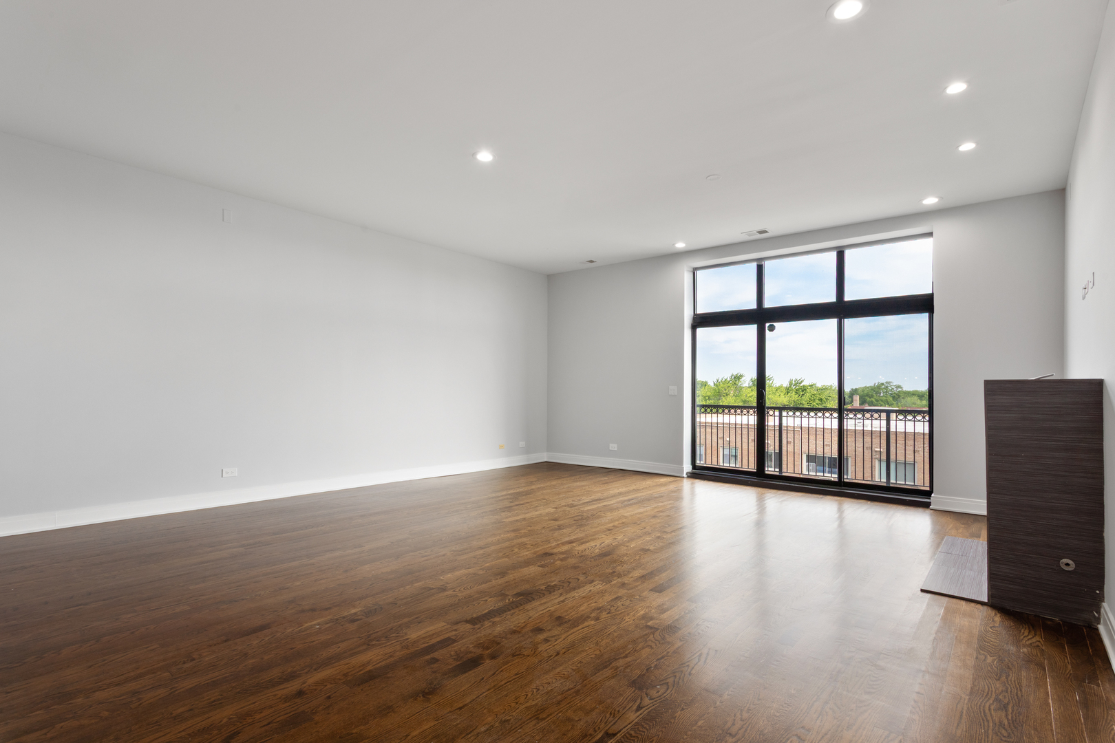 1412 W Morse Avenue 3d Property Photo 3