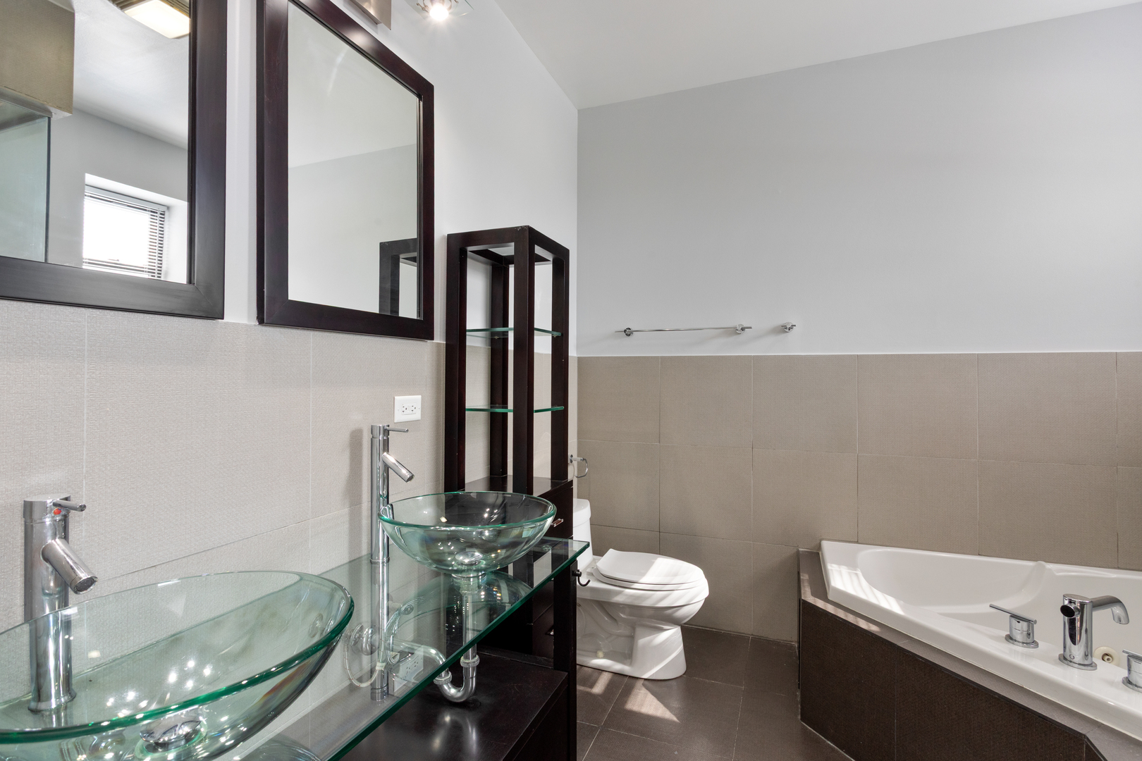 1412 W Morse Avenue 3d Property Photo 13