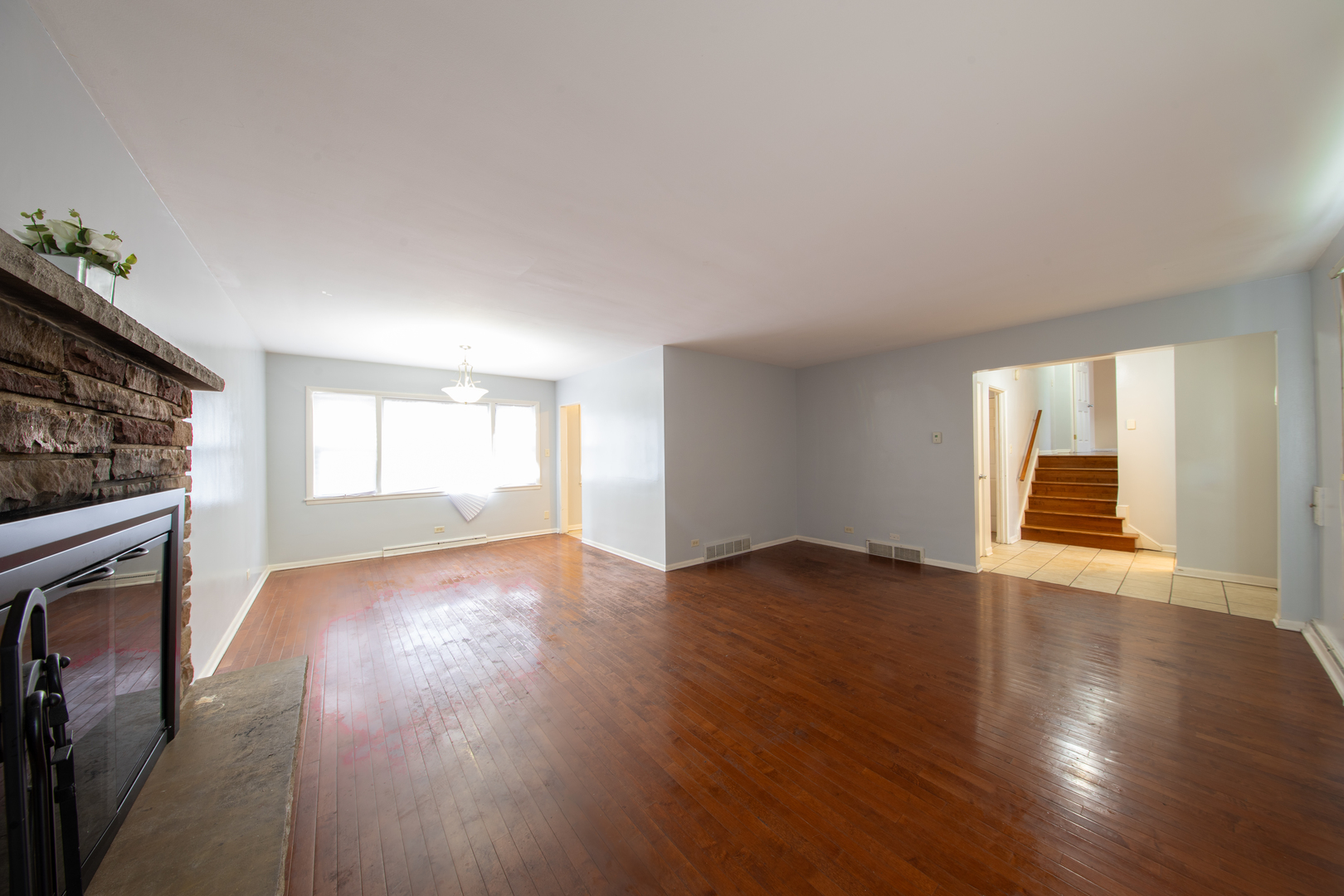 949 Braemar Road Property Photo 7