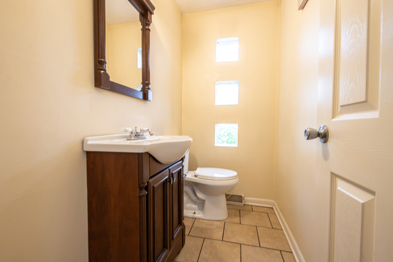 949 Braemar Road Property Photo 13