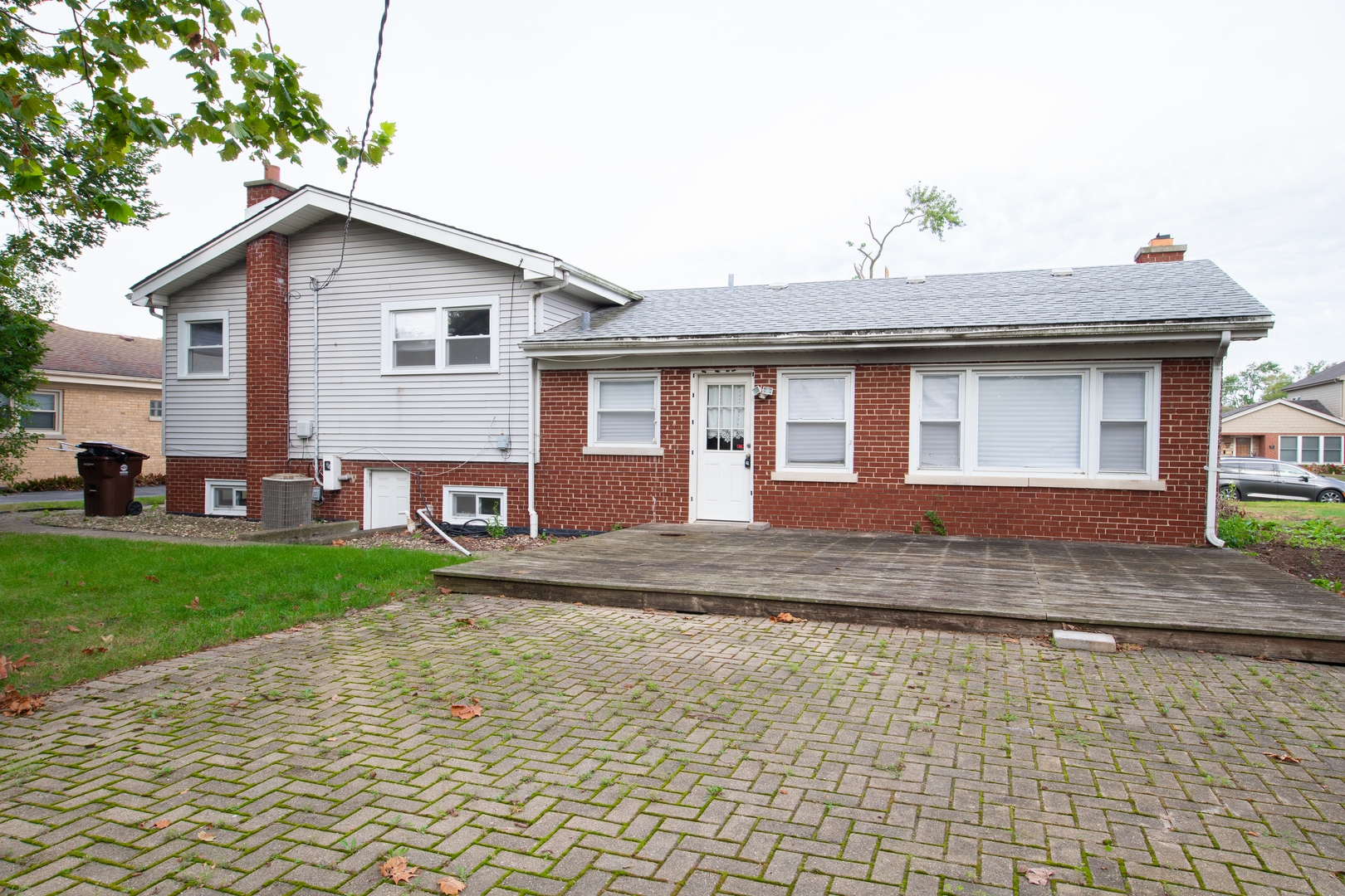 949 Braemar Road Property Photo 16