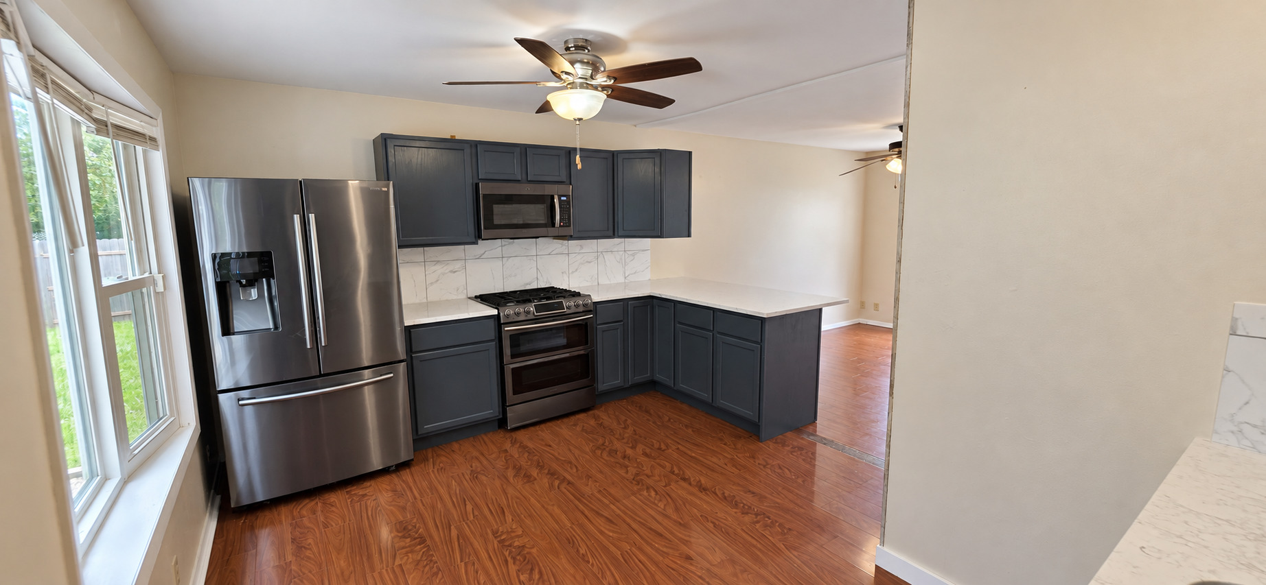 1110 Rainbow View Property Photo 5