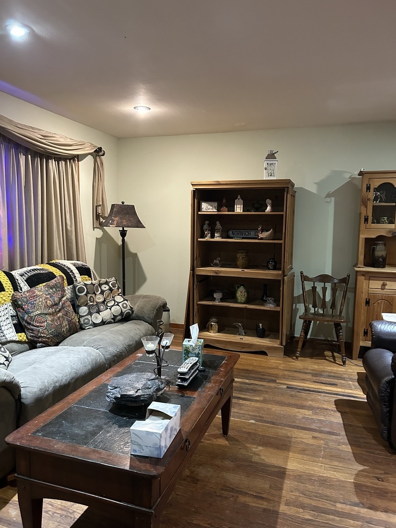 12752666 Property Photo 4
