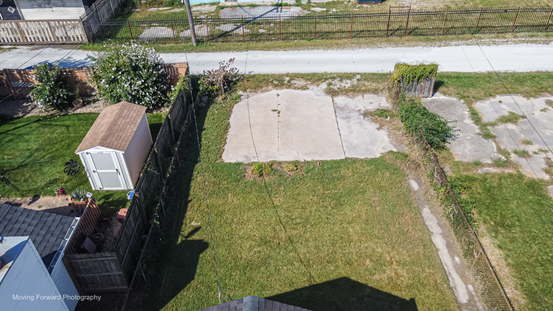 14034 S Saginaw Avenue Property Photo 4