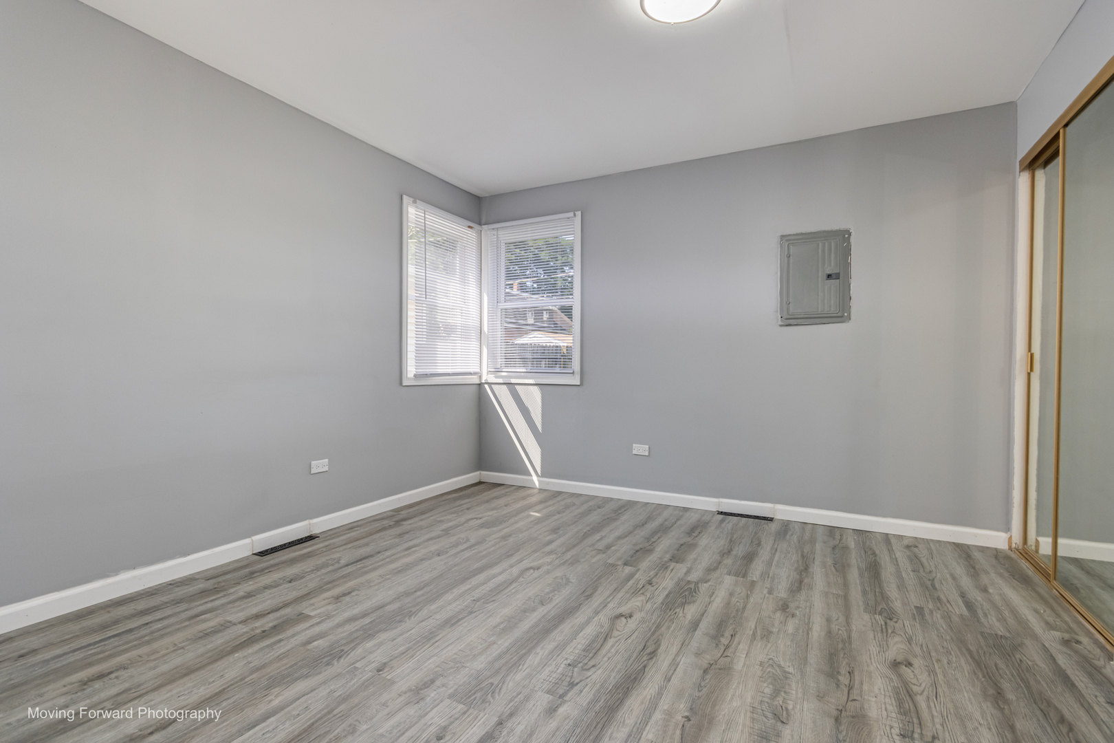 14034 S Saginaw Avenue Property Photo 17