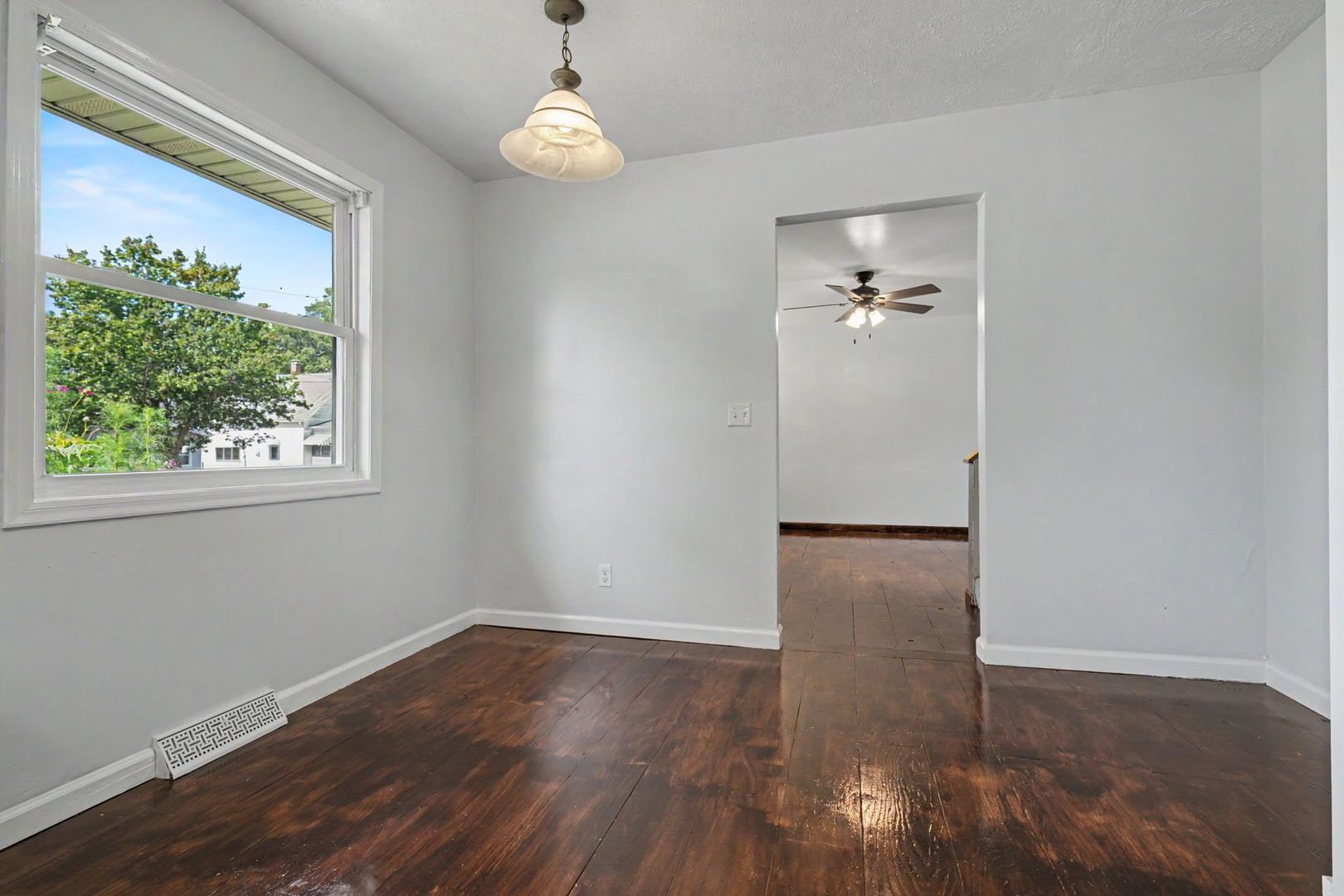 1228 S Mason Street Property Photo 9