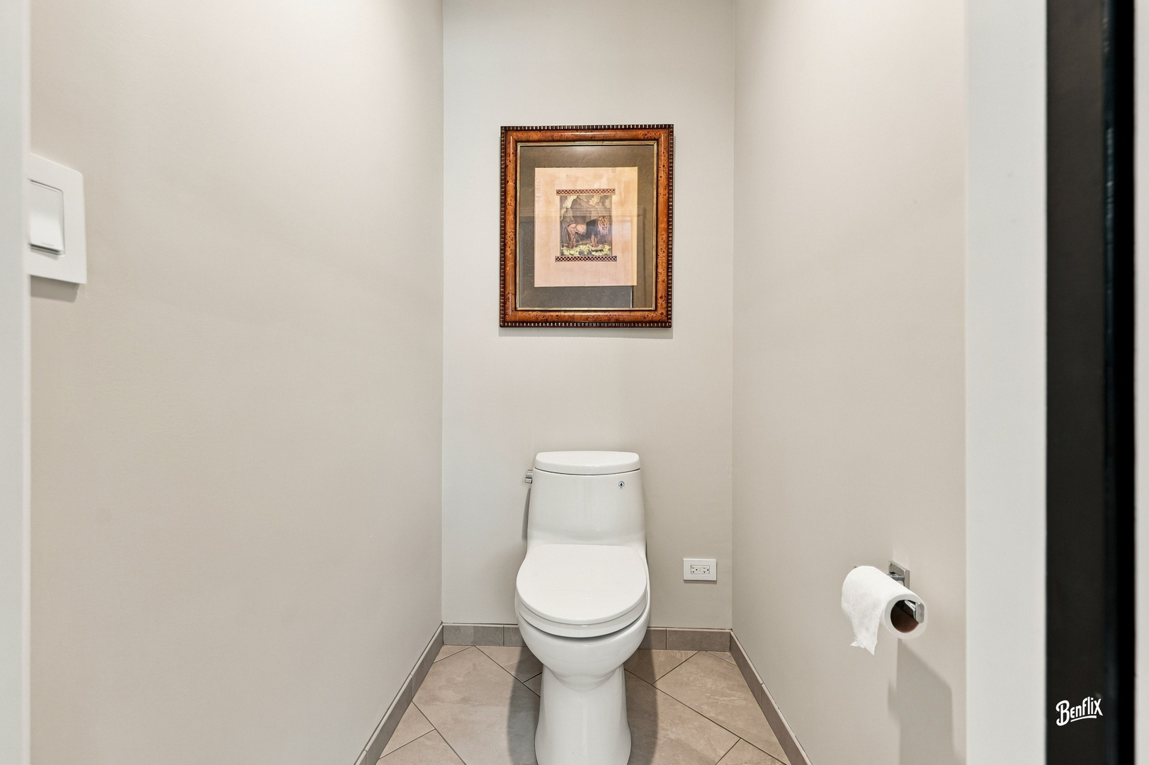 4 W Suffield Drive Property Photo 19
