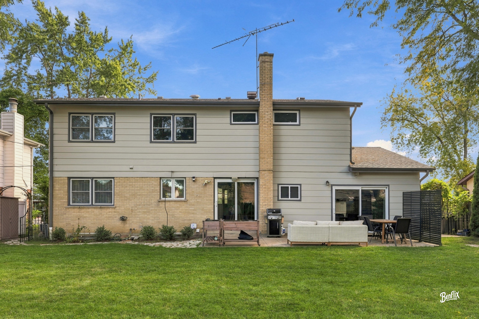4 W Suffield Drive Property Photo 33