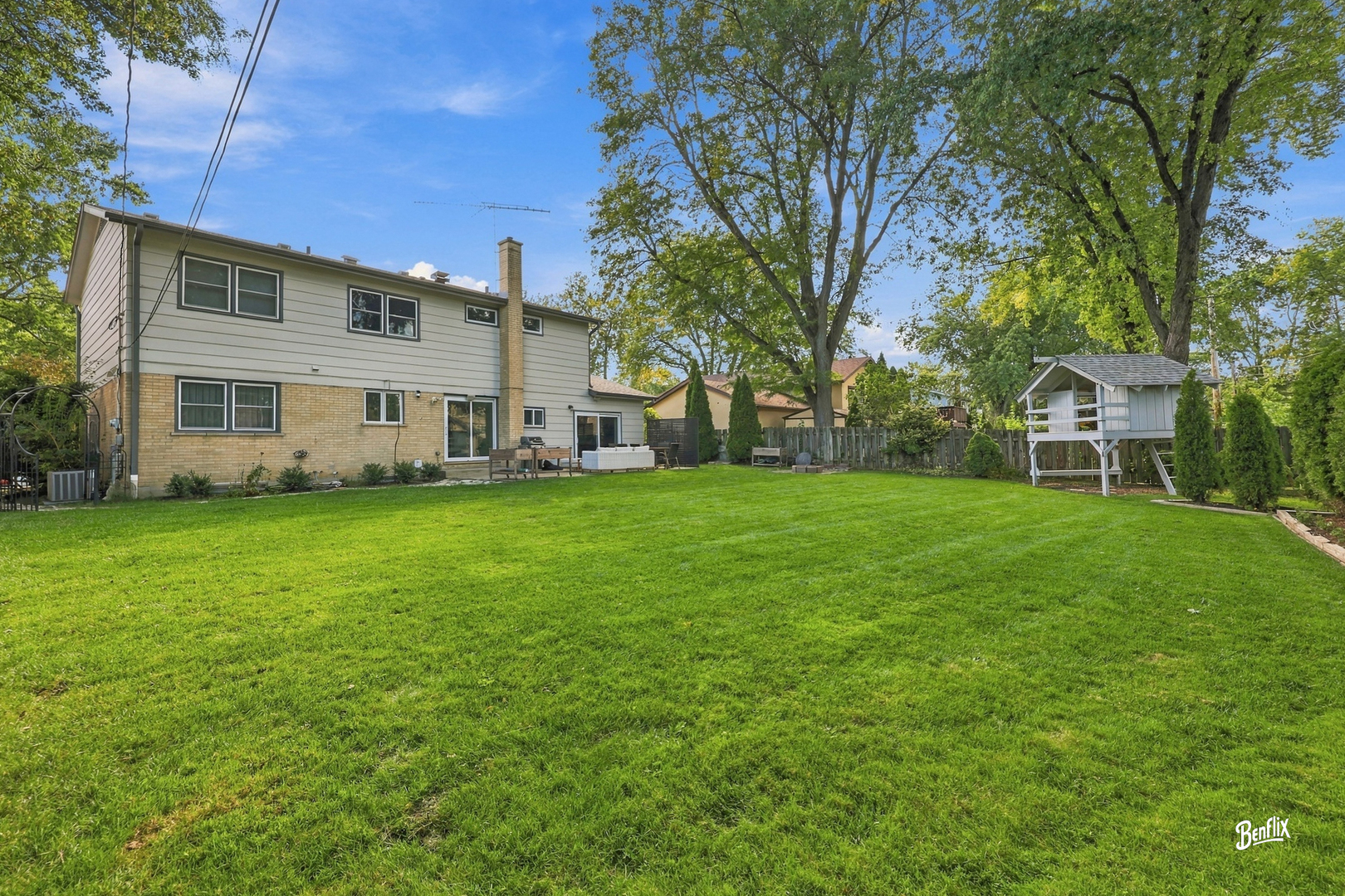 4 W Suffield Drive Property Photo 35