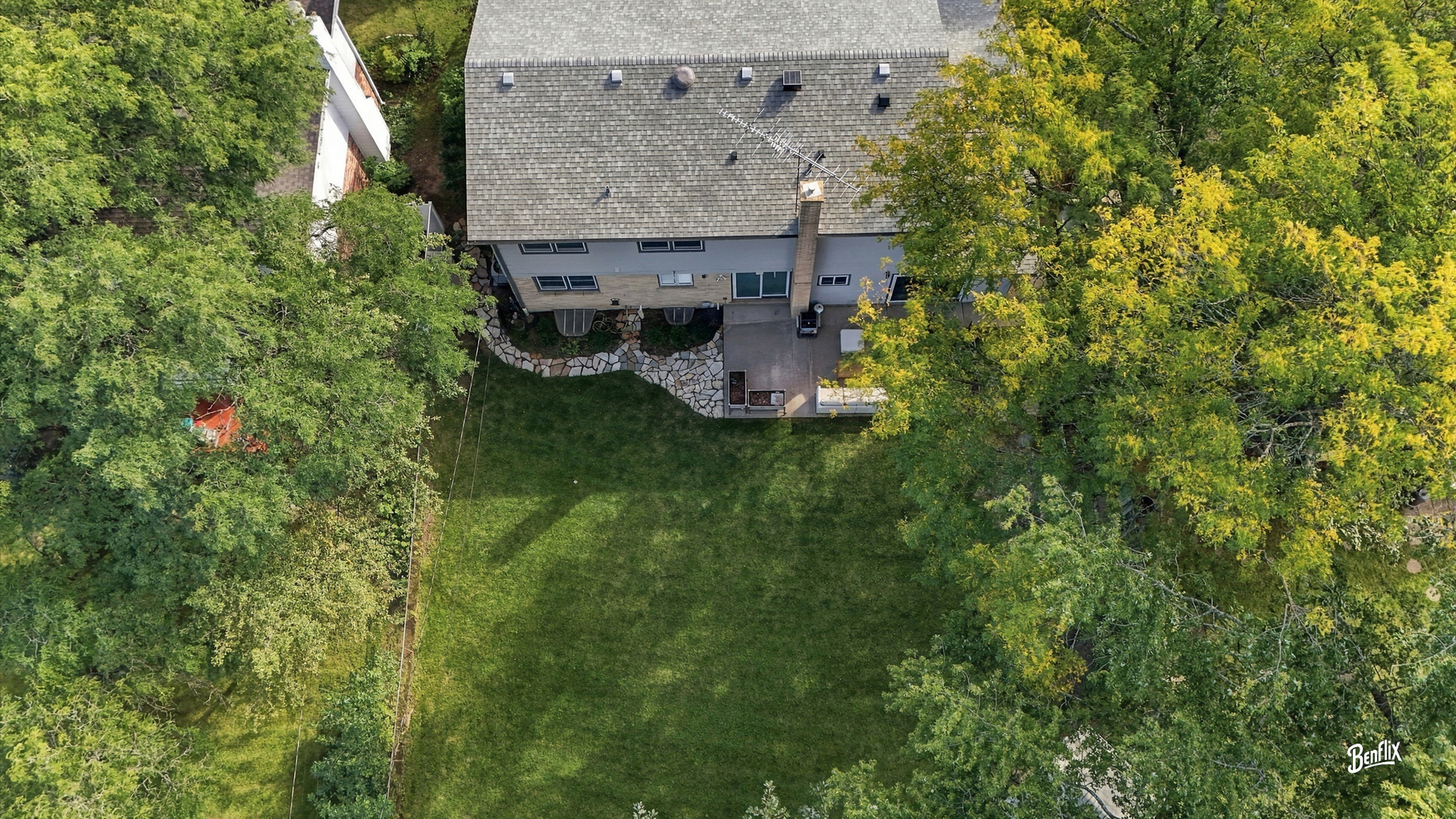 4 W Suffield Drive Property Photo 36