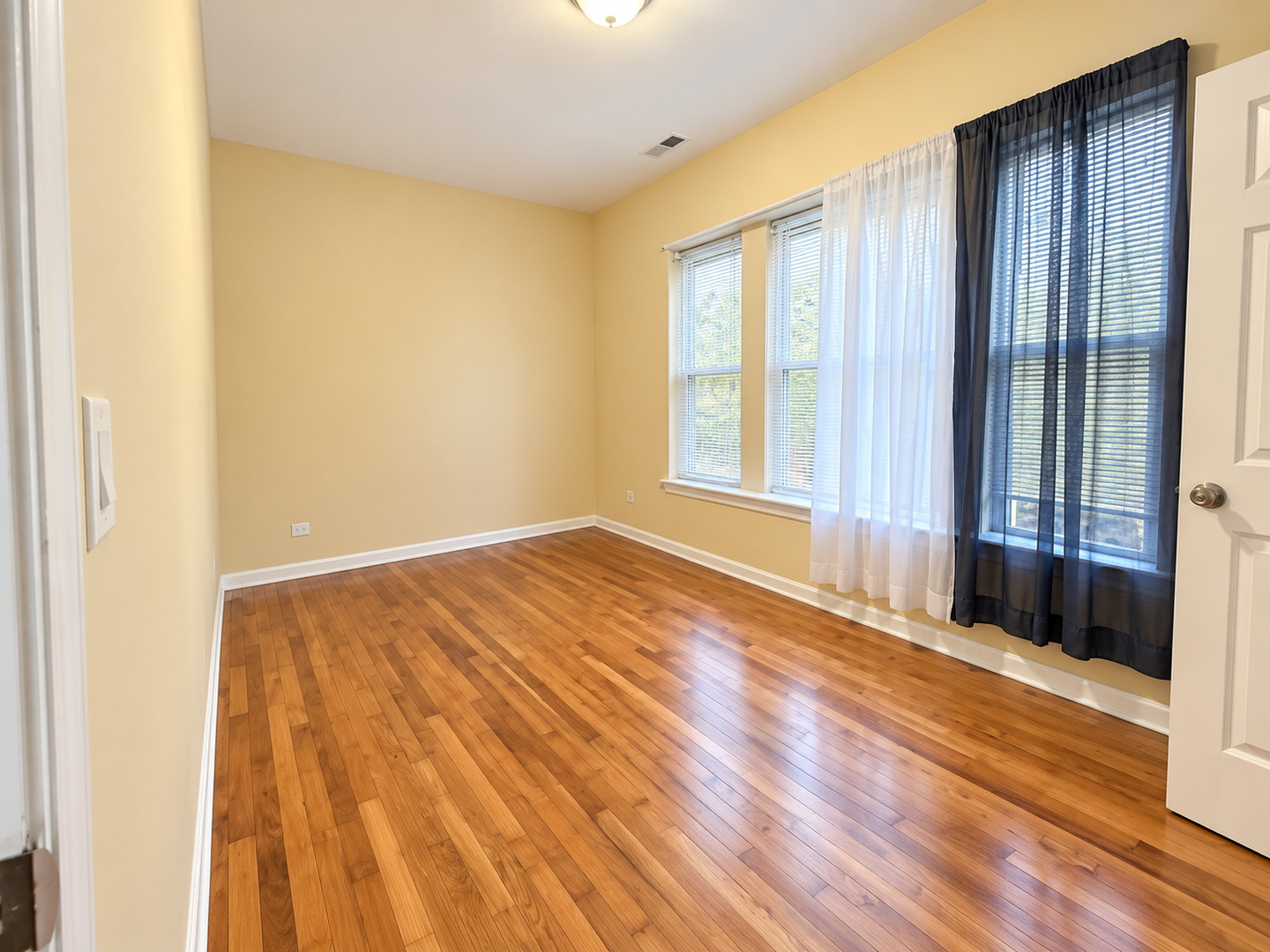 6322 S Honore Street Property Photo 13