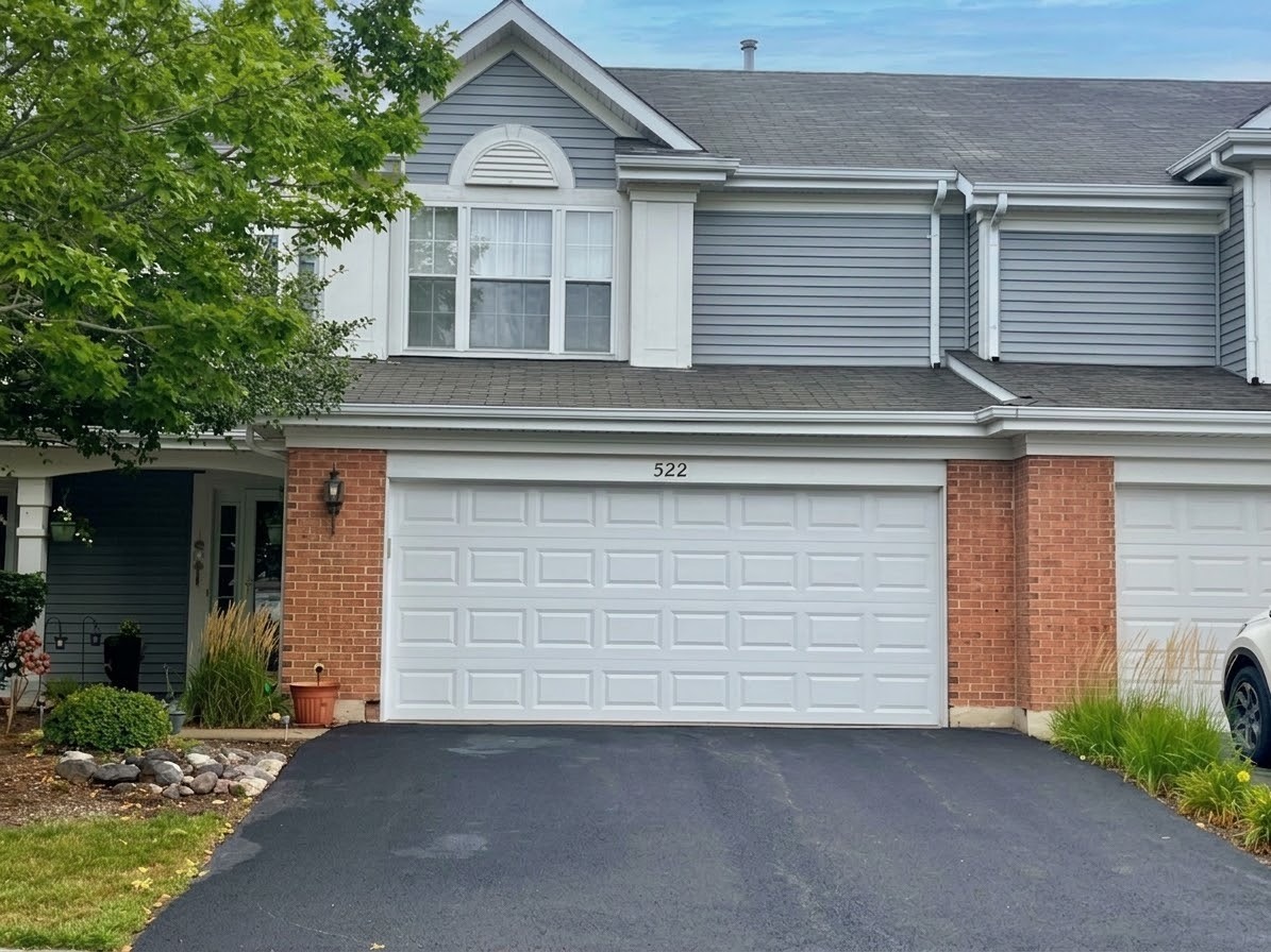 522 Lancaster Drive Property Photo 1