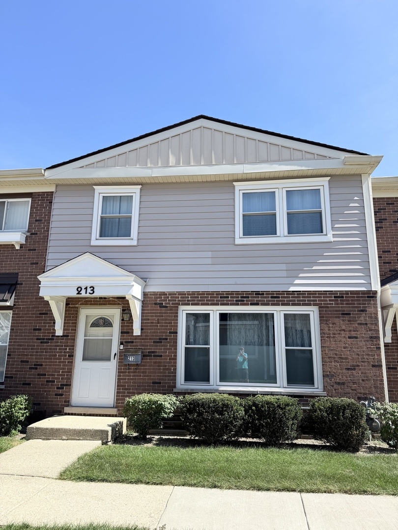 213 Frederick Place Property Photo 1