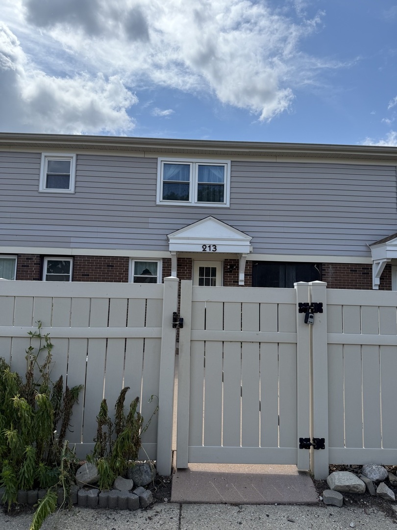 213 Frederick Place Property Photo 32
