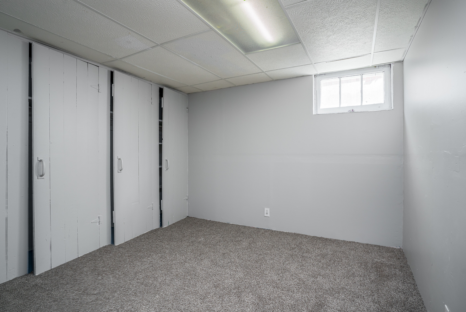 2125 Grove Street Property Photo 17