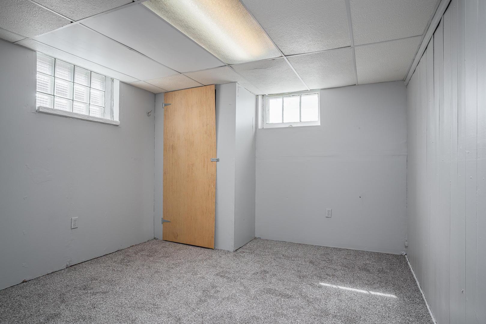 2125 Grove Street Property Photo 18