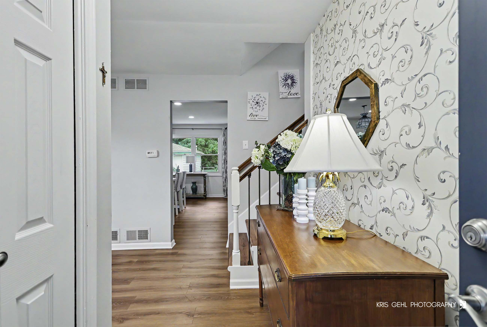 44 N Lake Avenue Property Photo 2