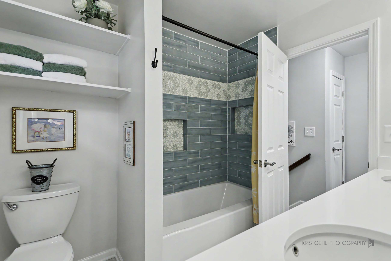 44 N Lake Avenue Property Photo 14