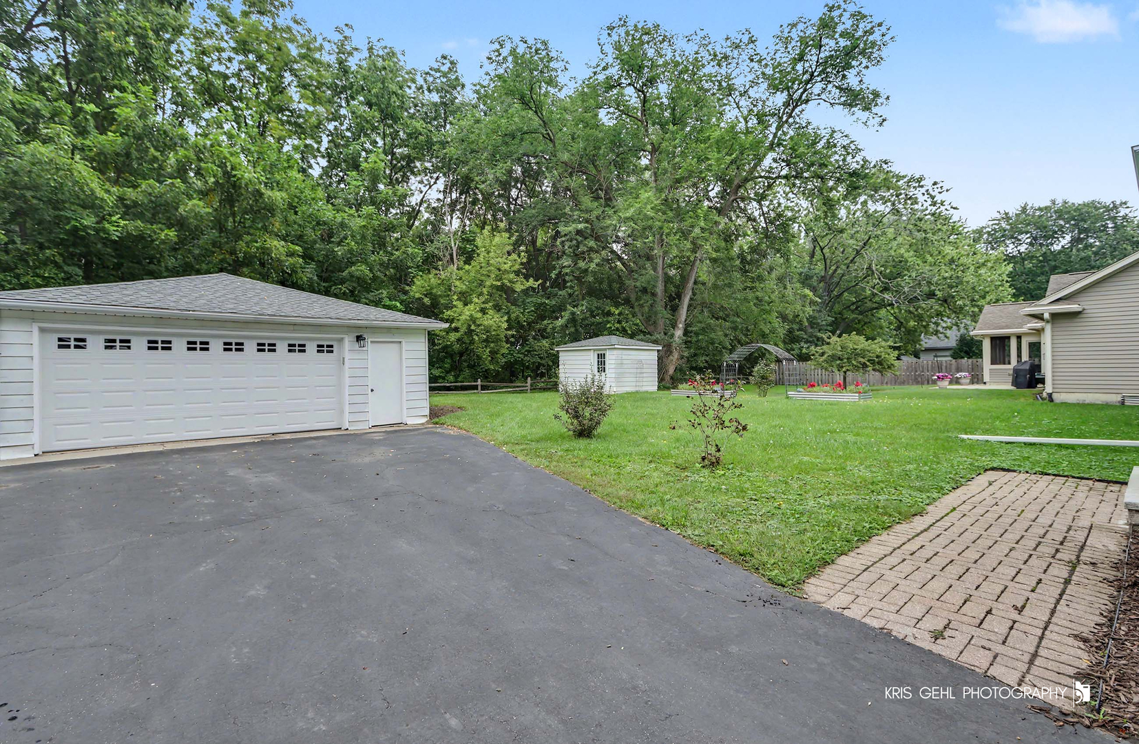 44 N Lake Avenue Property Photo 26