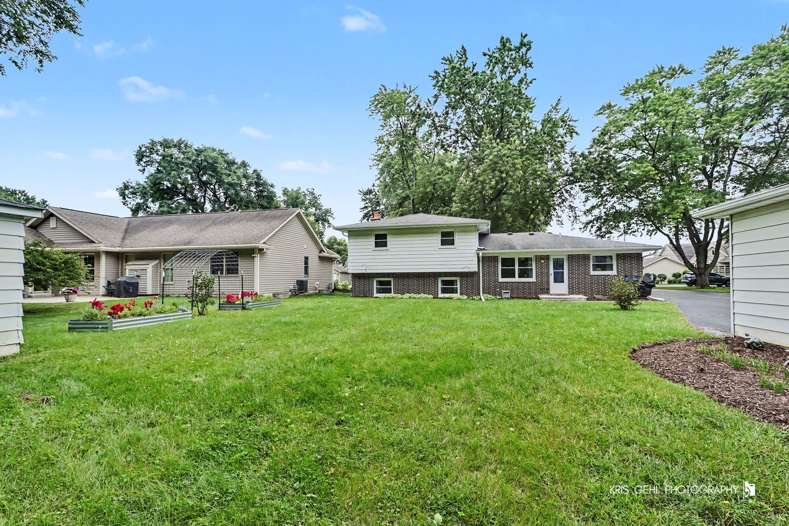 44 N Lake Avenue Property Photo 28