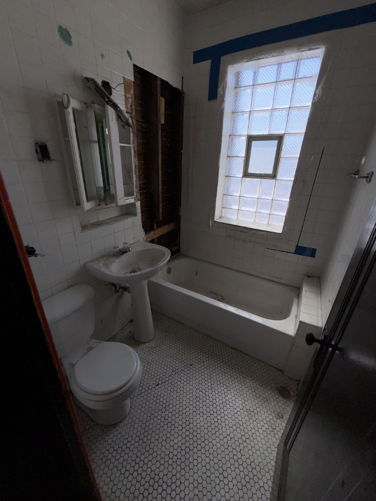 1541 S Saint Louis Avenue Property Photo 10