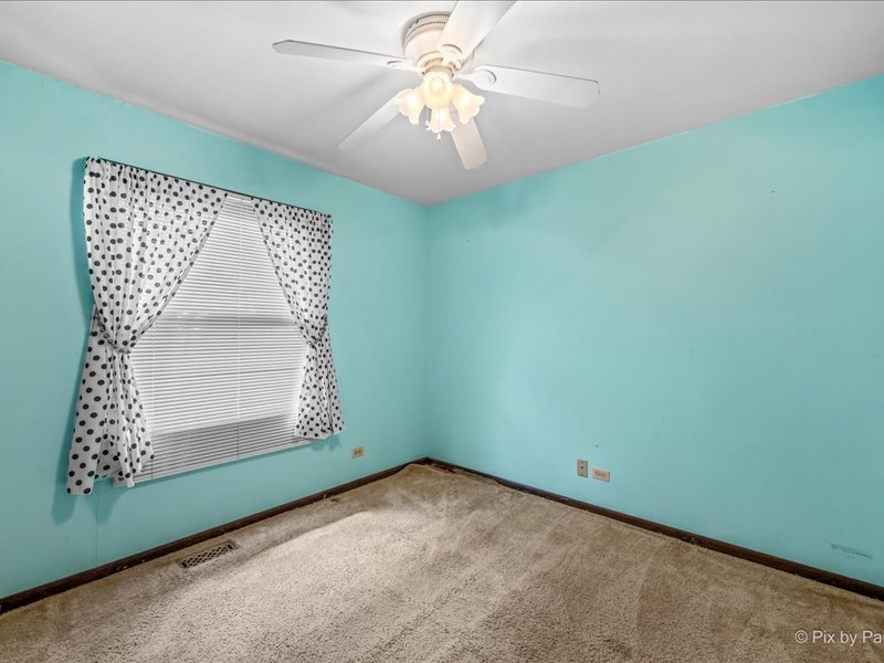 930 Pioneer Court Property Photo 34