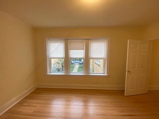2214 W Thome Avenue 2b Property Photo 9