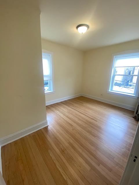2214 W Thome Avenue 2b Property Photo 11