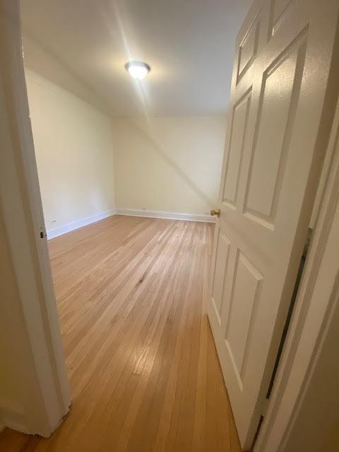 2214 W Thome Avenue 2b Property Photo 12