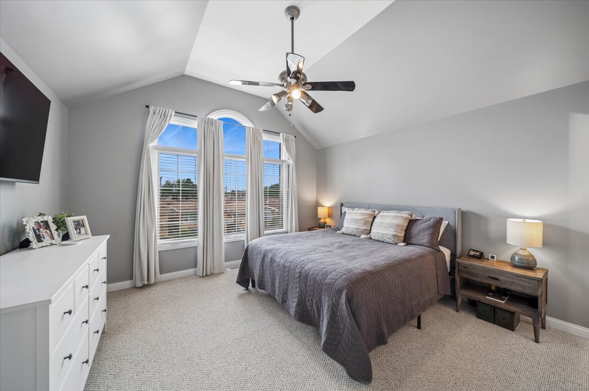 6829 W 64th Place Property Photo 15