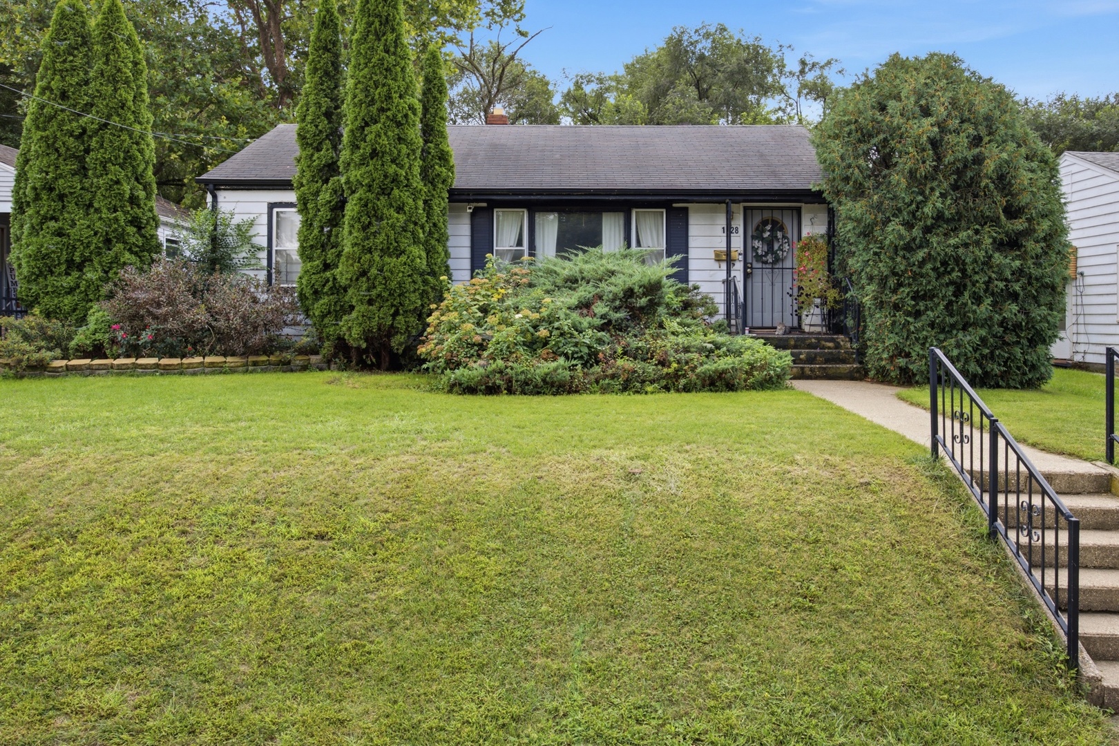 1228 Sherman Avenue Property Photo 1