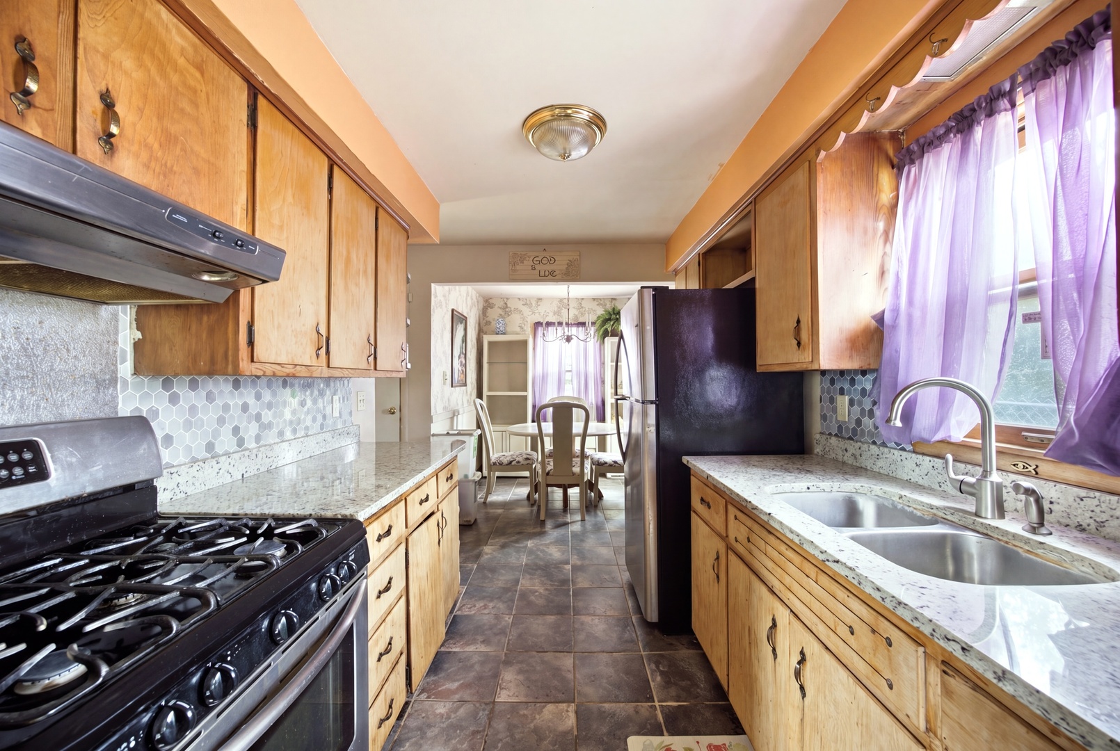 1228 Sherman Avenue Property Photo 3
