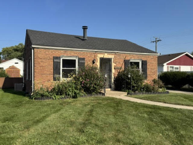 9855 S Campbell Avenue Property Photo 2
