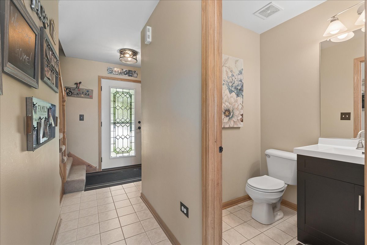 12540 W Hampshire Lane Property Photo 13