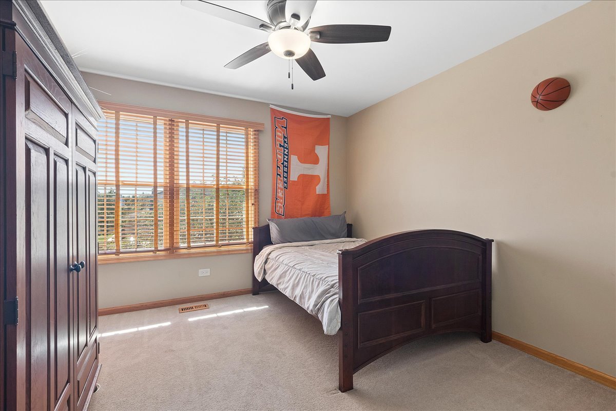 12540 W Hampshire Lane Property Photo 17