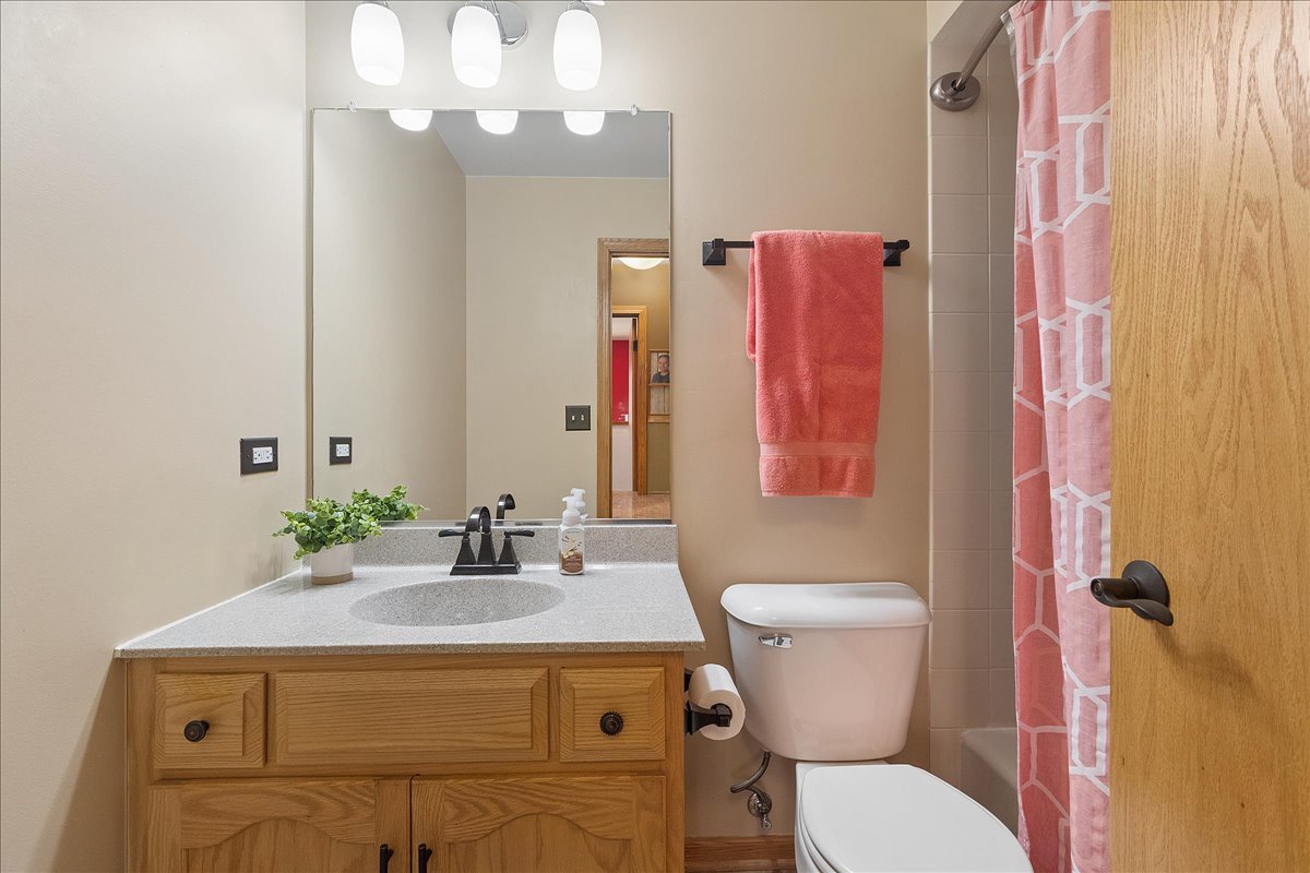 12540 W Hampshire Lane Property Photo 18