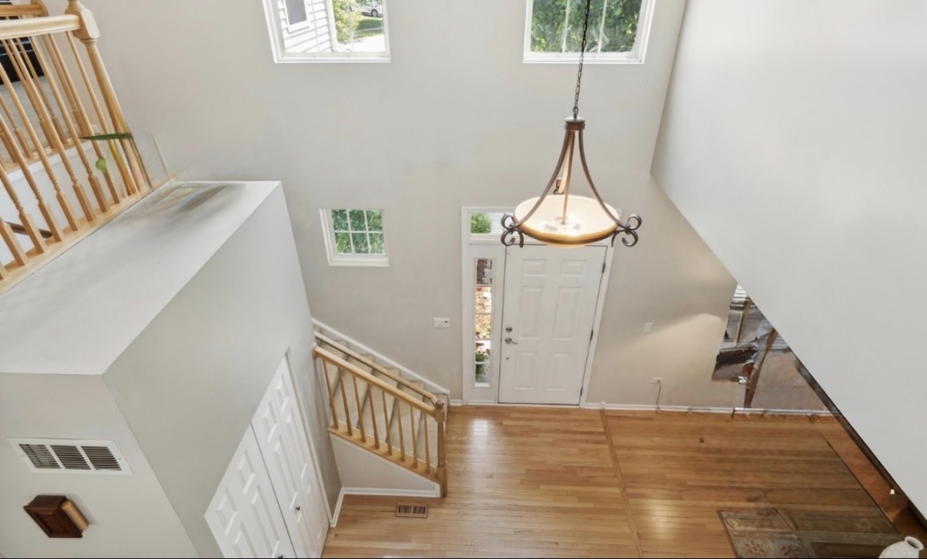 841 Barclay Drive Property Photo 2