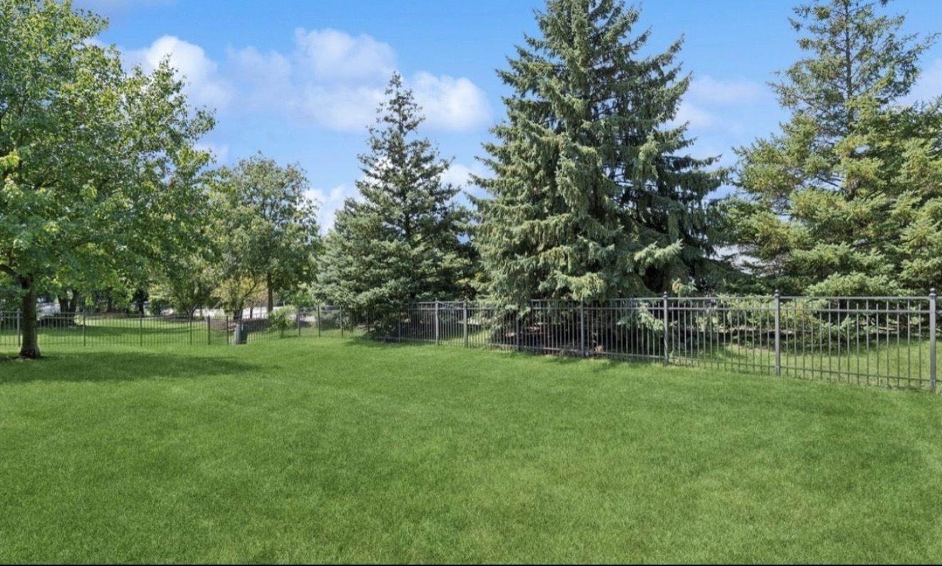 841 Barclay Drive Property Photo 16