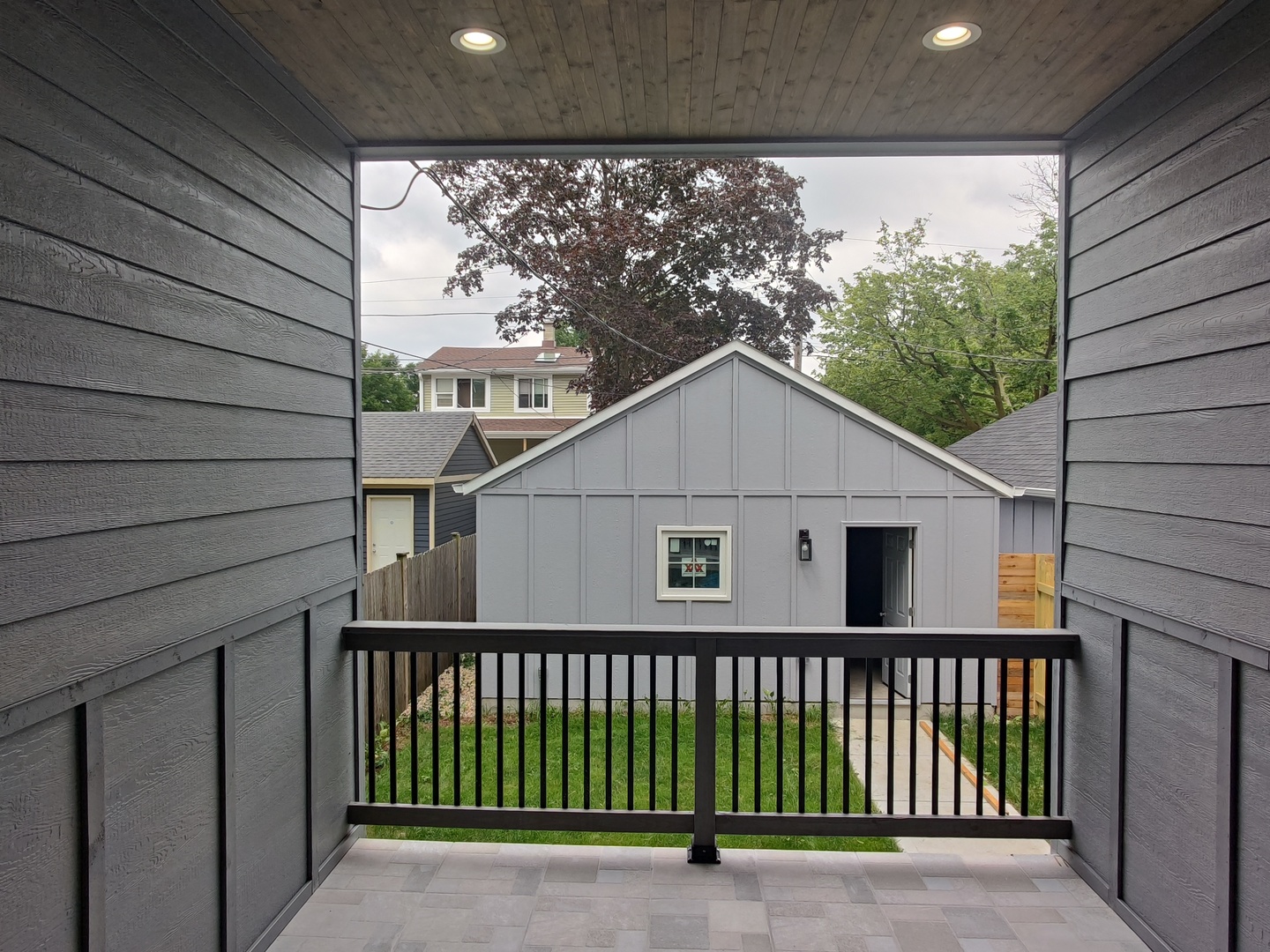 2106 Darrow Avenue Property Photo 20