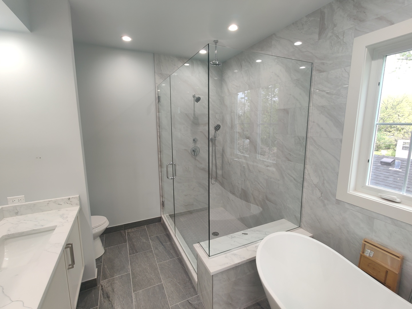 2106 Darrow Avenue Property Photo 25